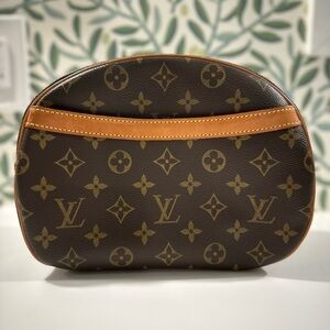 Vintage Louis Vuitton Blois Bag
